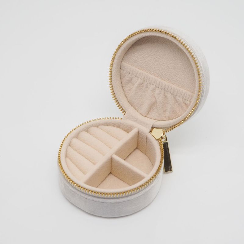 Smykkeskrin i velur rund off-white
